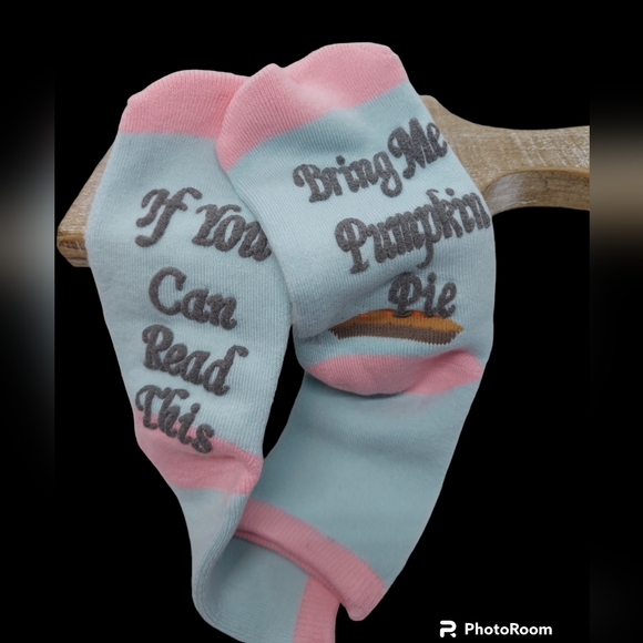 Lot of 3 pairs of  Women's Thanksgiving Socks NWOT - Picture 7 of 7